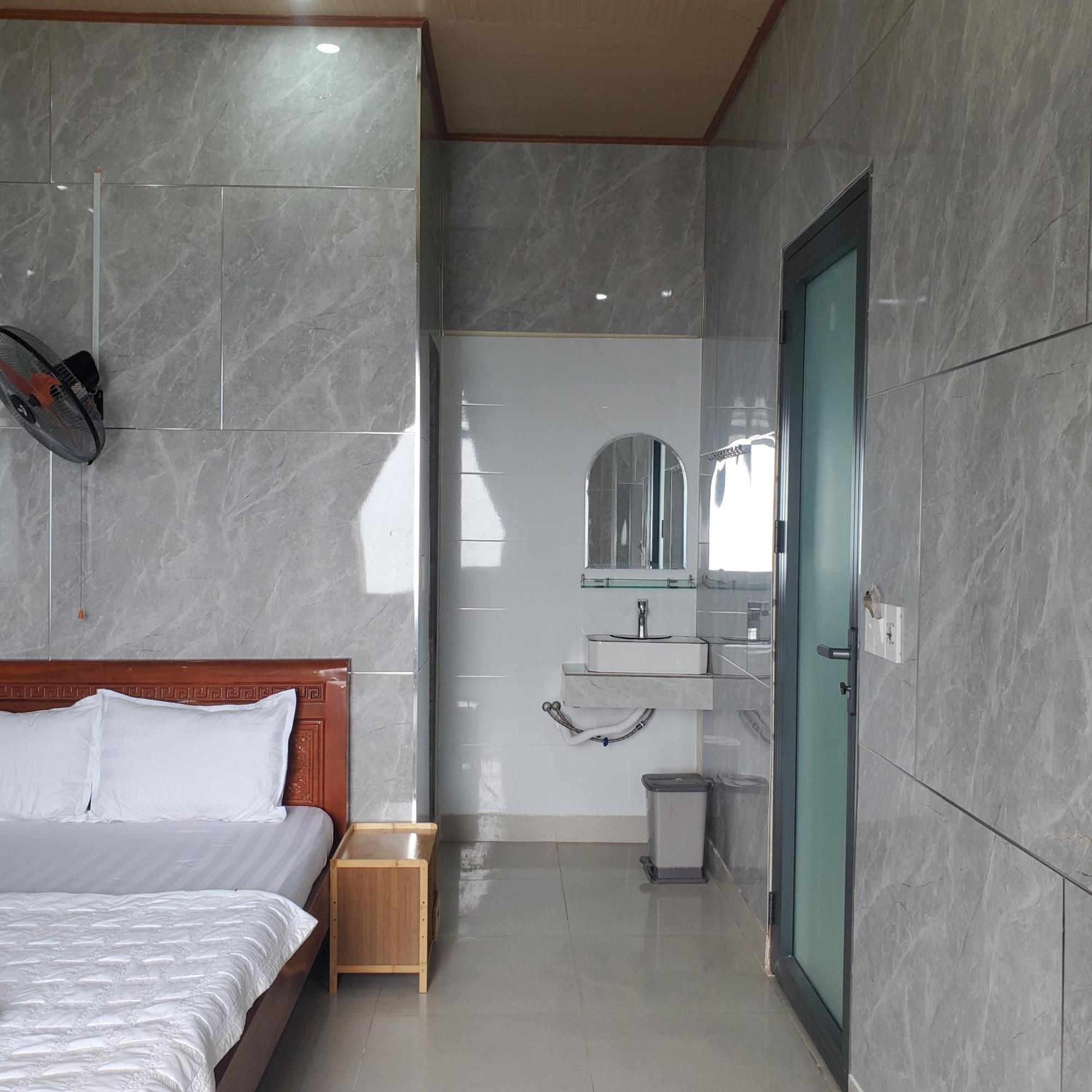 Tuan Thanh Homestay Tan Hiep  Экстерьер фото